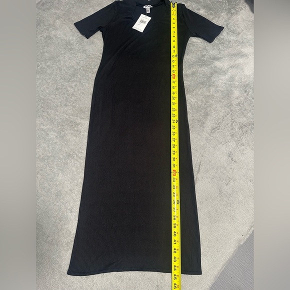 LOVE ADY‎ Ribbed Knit, Neck Cutout, Black Midi Dress Size Large NWT - Picture 3 of 9